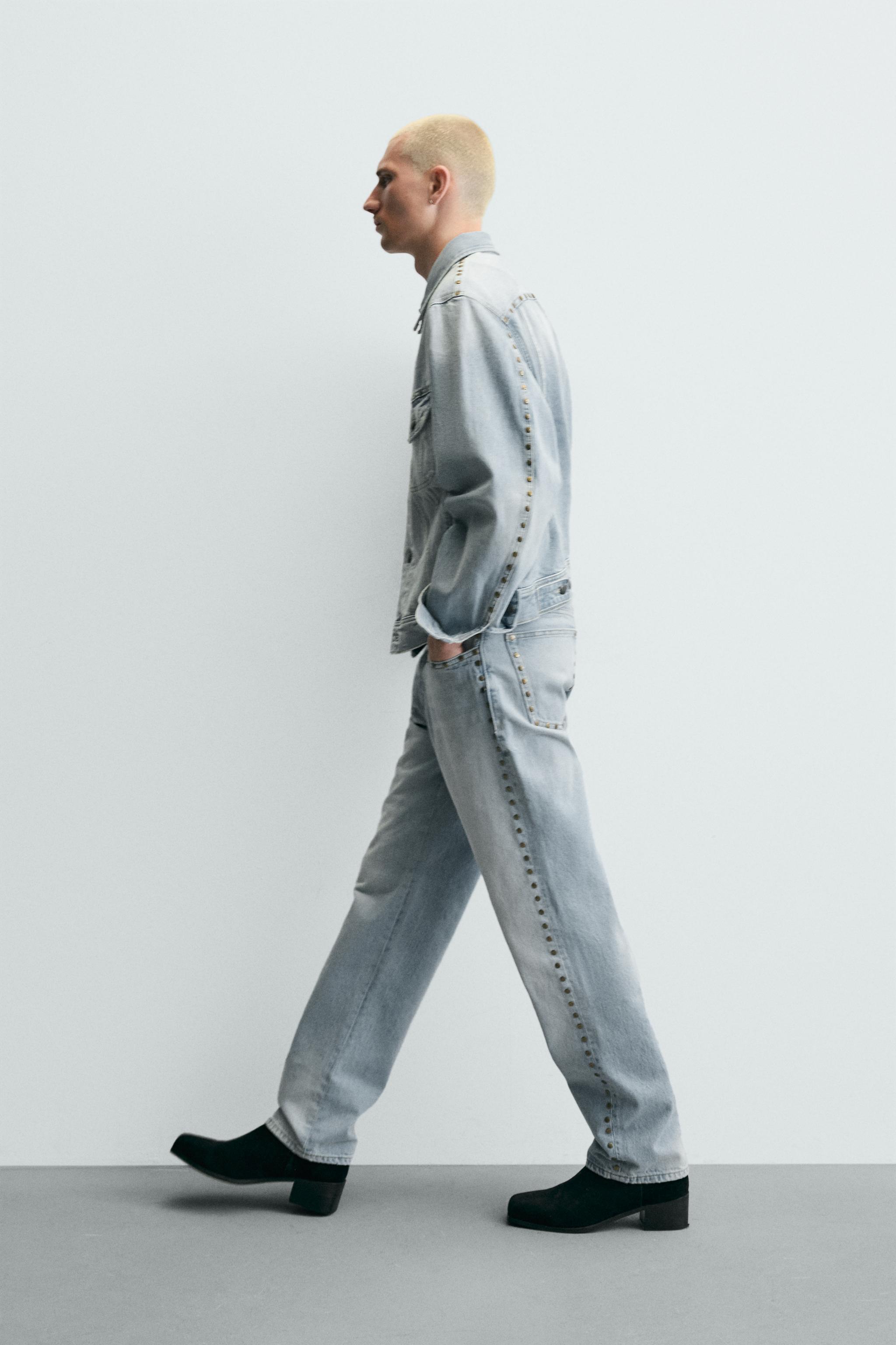 JEAN STRAIGHT FIT CLOUS MÉTALLIQUES